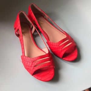 Brand new coral Seychelles flats